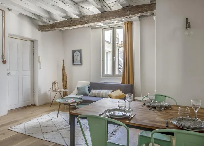 Bourse - Appart Ambiance Boheme Chic A Nantes